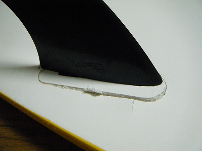 浮き上がったフィンボックス