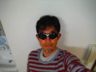 ゴーグルを装着した様子